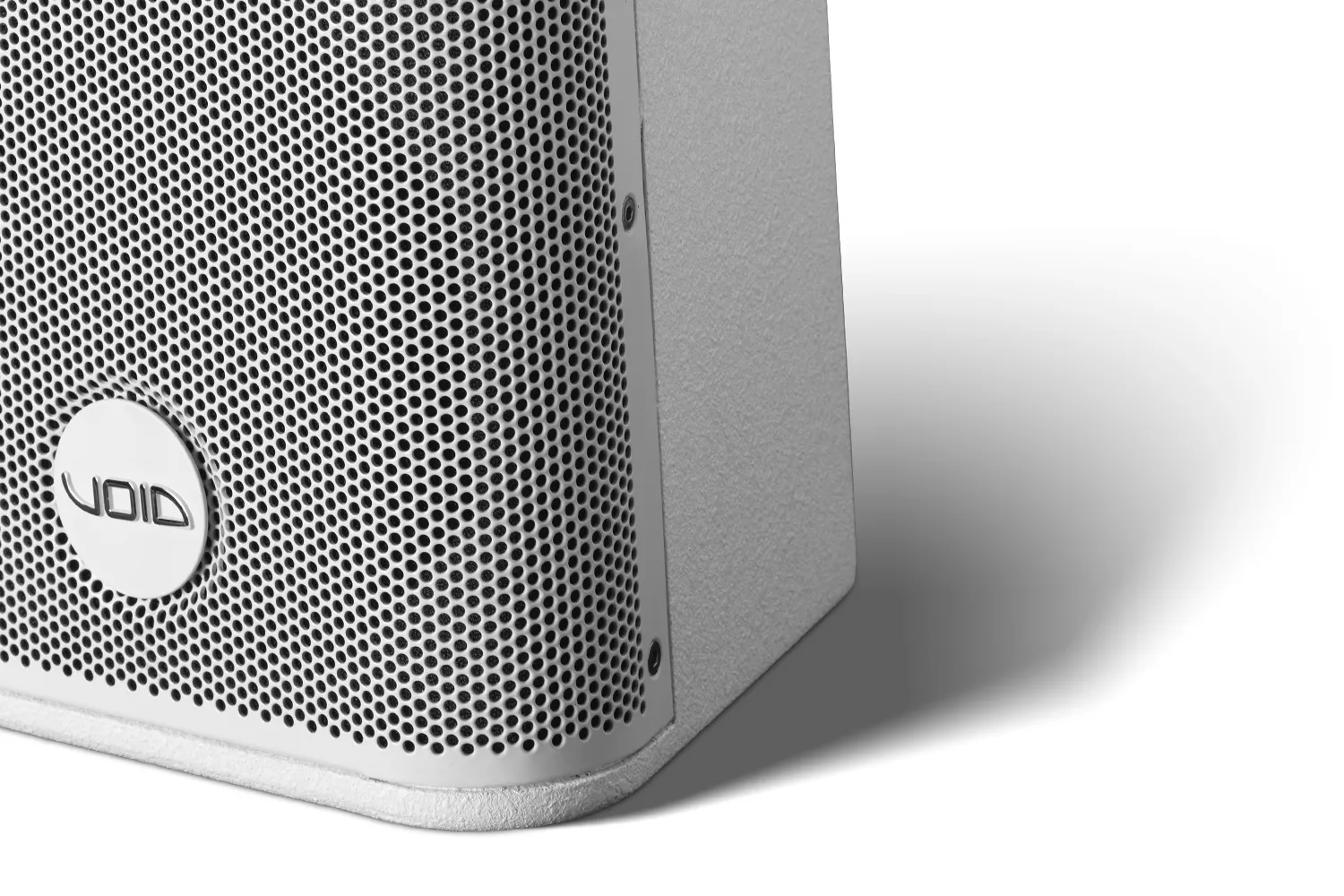 white-venu-6-v2-close-up-2